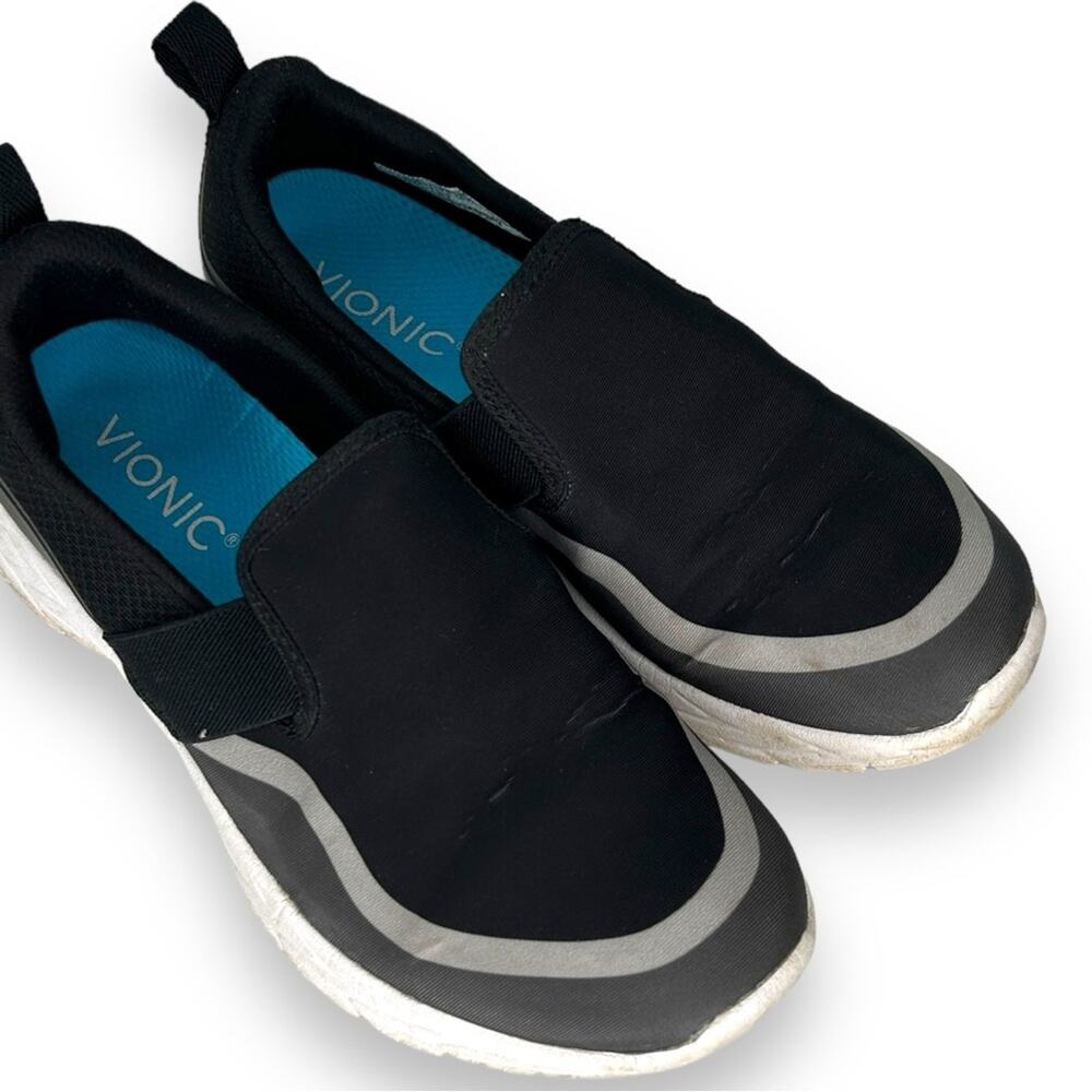 Vionic Nalia Slip On Womens Walking Shoes in black gray size 6 Comfort flats